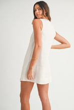 Load image into Gallery viewer, Linen Scallop Button Detail Dress