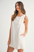 Load image into Gallery viewer, Linen Scallop Button Detail Dress
